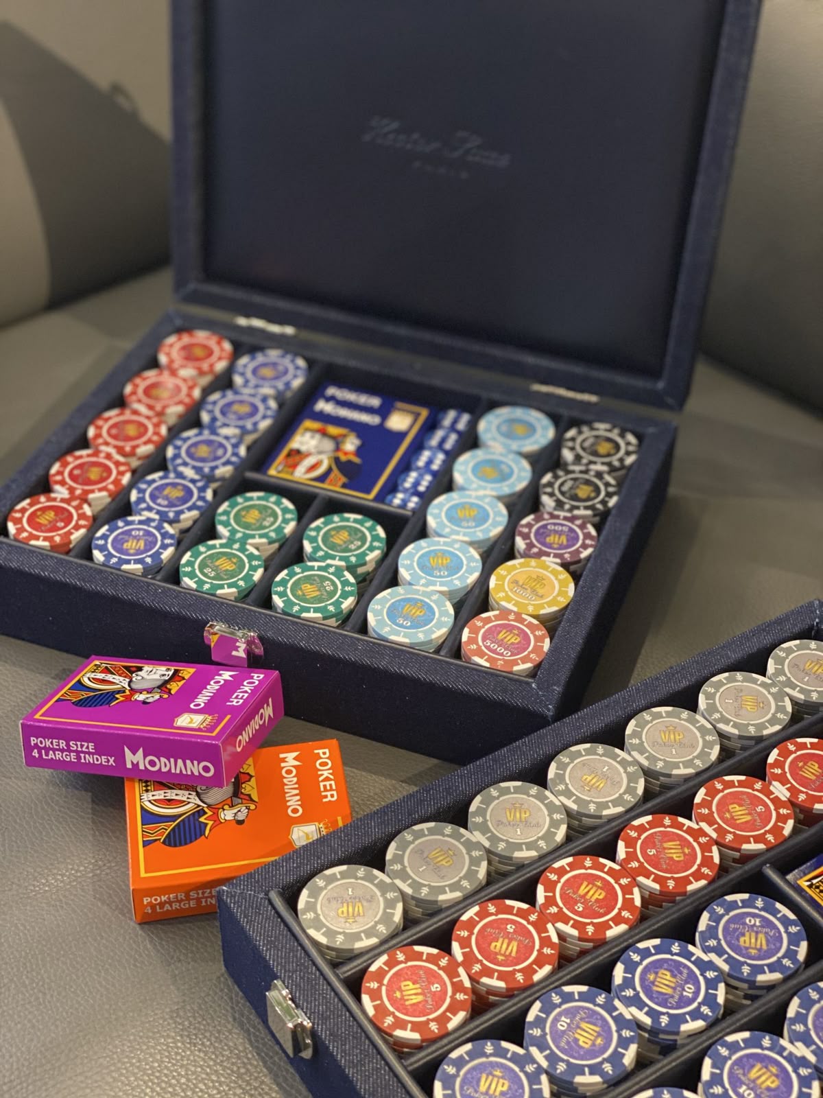 Hollywood Casino کیسینو میں رولیٹی گیمز کے بارے میں معلومات