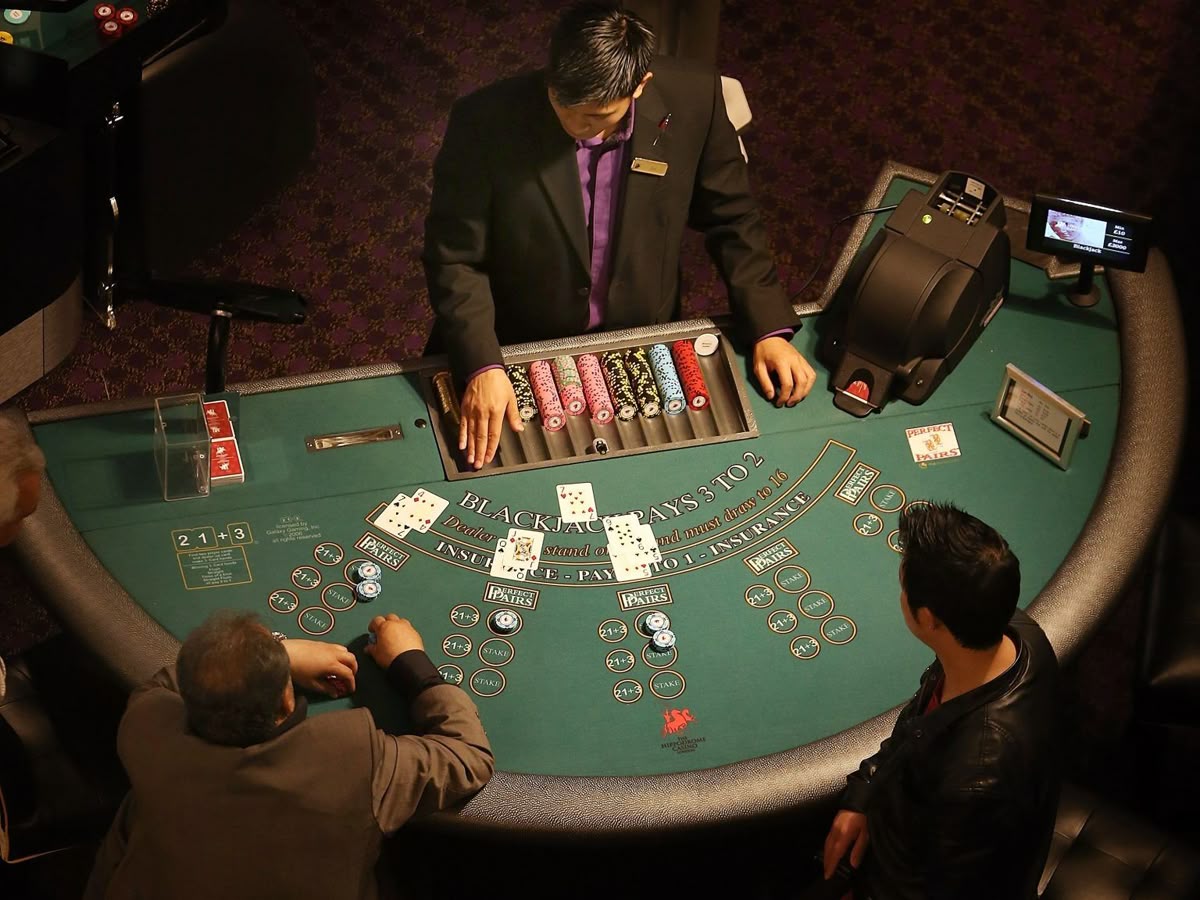 Hollywood Casino کیسینو میں پوکر گیمز