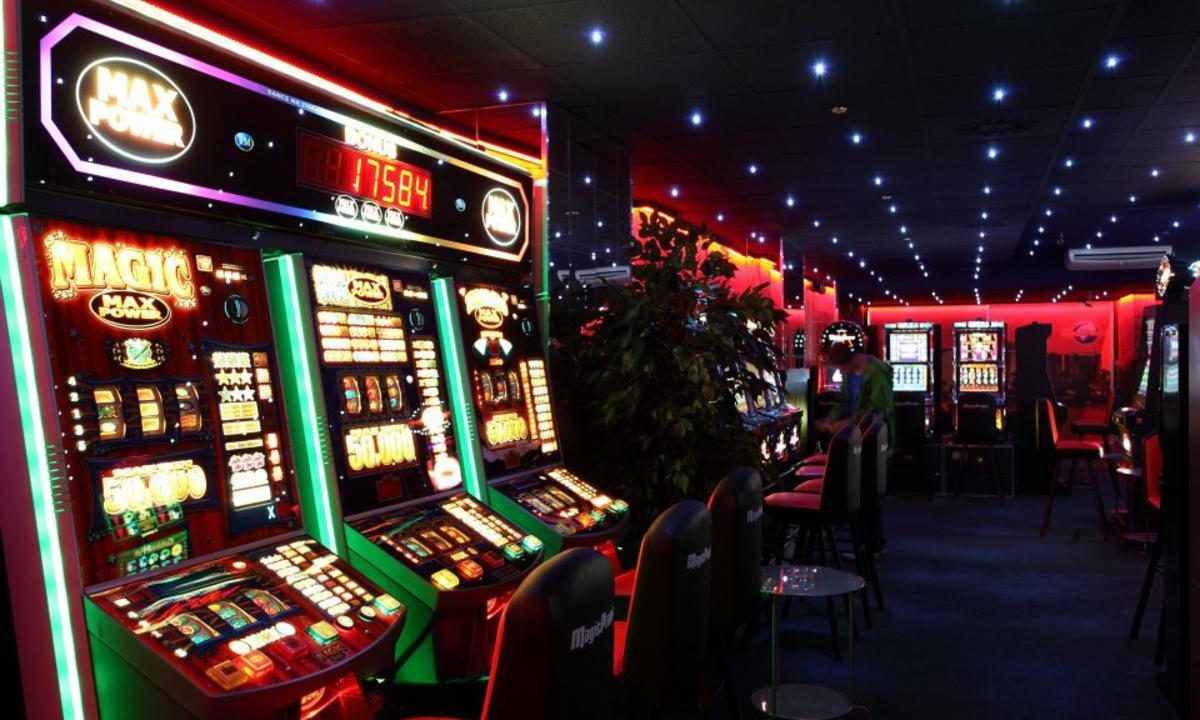 ایک اکاؤنٹ بنائیں یا Hollywood Casino کیسینو میں لاگ ان کریں۔